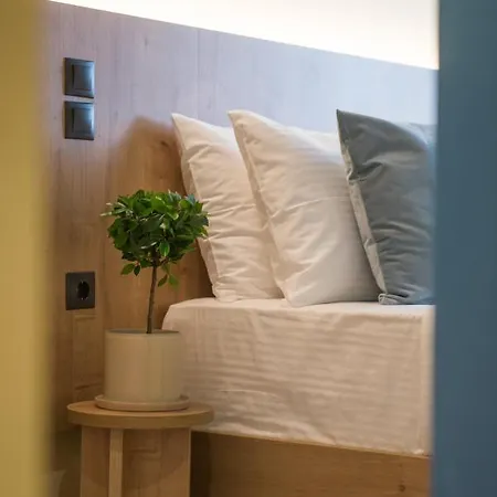 Metis Urbane Living Spaces アパートホテル