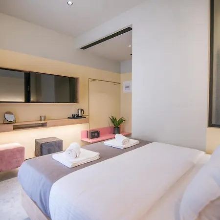 アパートホテル Metis Urbane Living Spaces